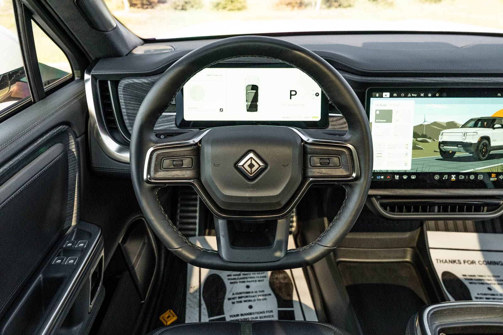 Used 2023 Rivian R1S Adventure AWD/4WD image 30