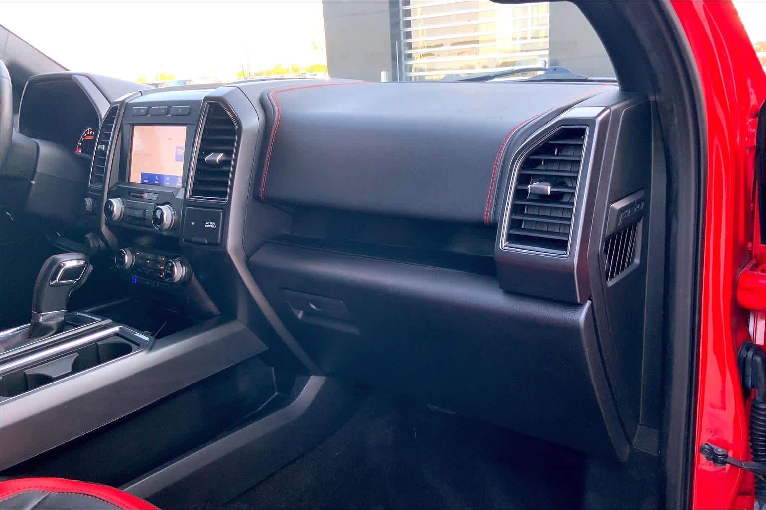 Used 2019 Ford F150 Lariat w/ Equipment Group 502A Luxury AWD/4WD image 16