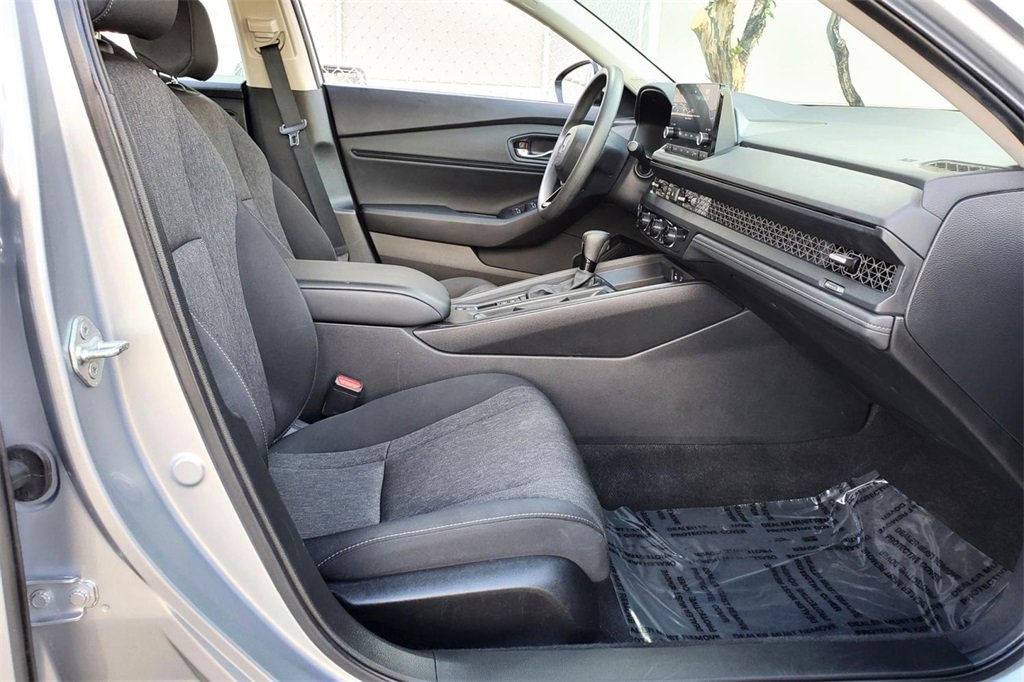 Used 2024 Honda Accord EX image 21