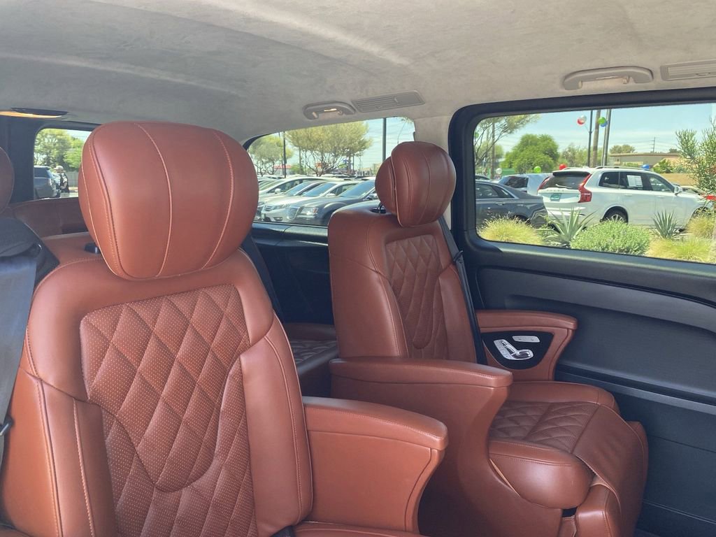 Used 2018 Mercedes-Benz Metris Passenger image 13