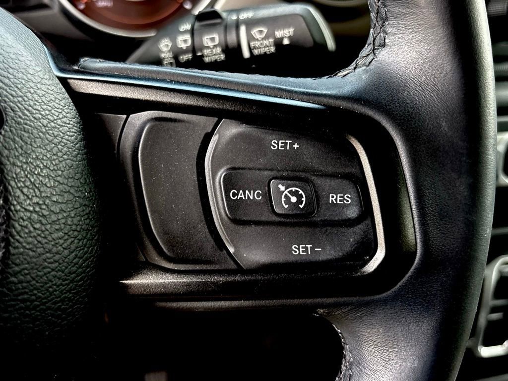 Used 2018 Jeep Wrangler Unlimited Sport S image 14