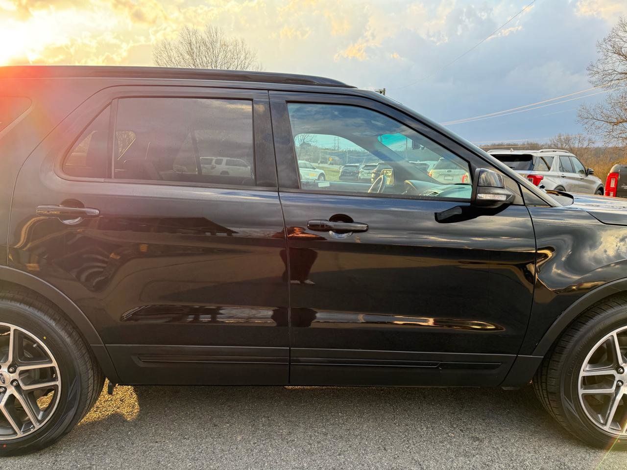 Used 2016 Ford Explorer Sport image 43