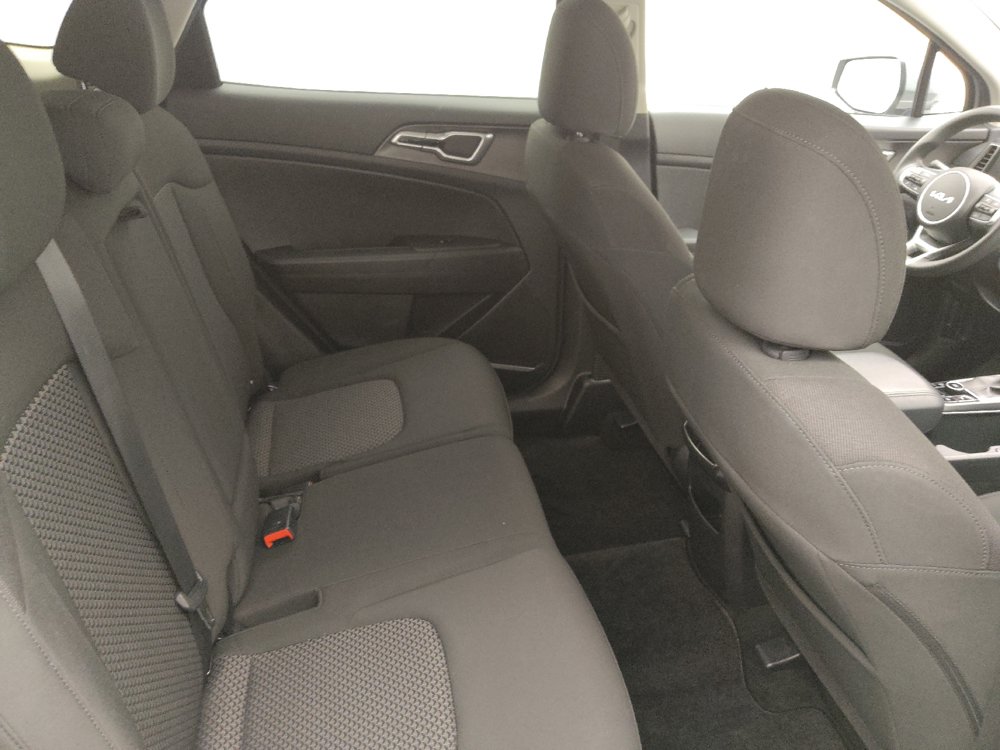 Used 2024 Kia Sportage LX FWD image 19