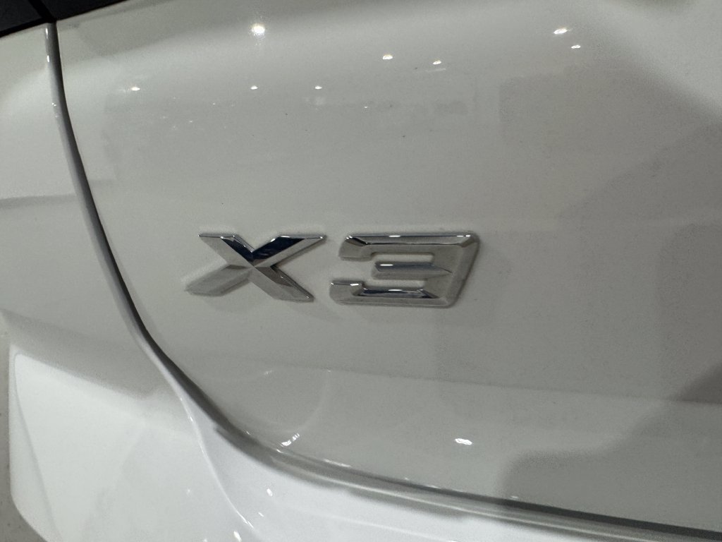Used 2022 BMW X3 xDrive30i AWD/4WD image 29