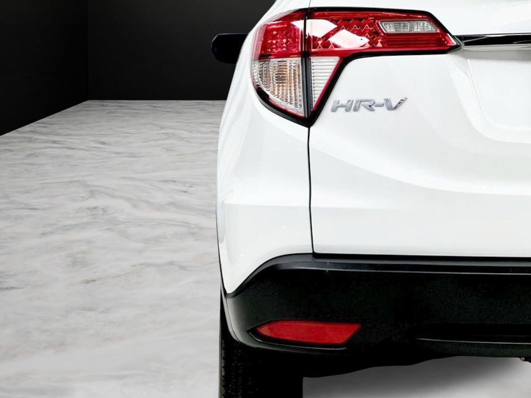 Used 2022 Honda HR-V EX image 14