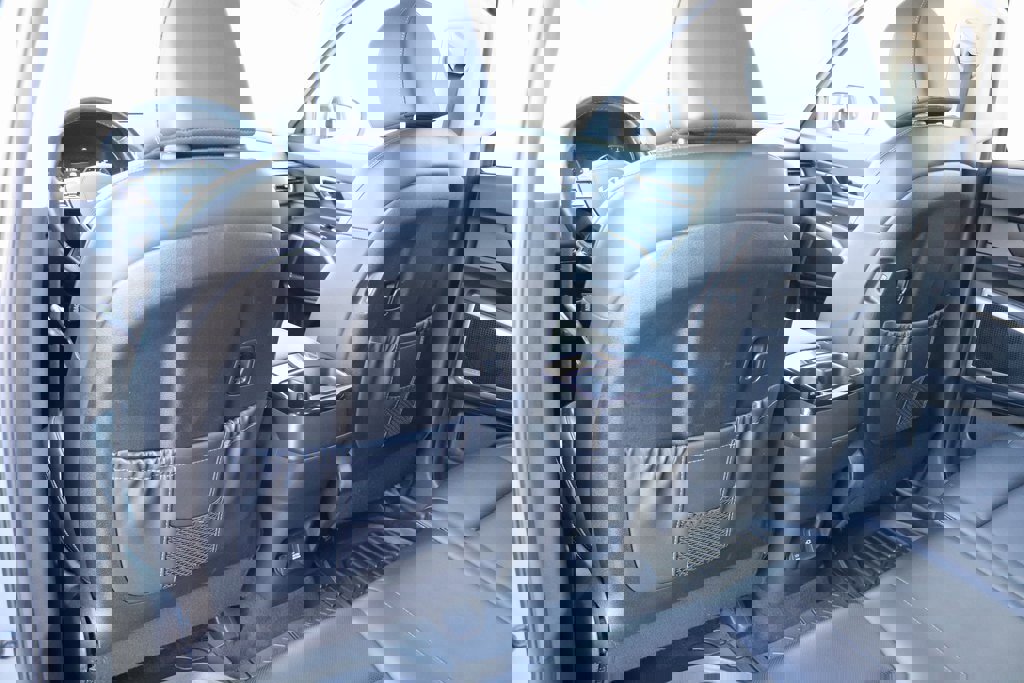 Used 2022 Kia Telluride EX image 17