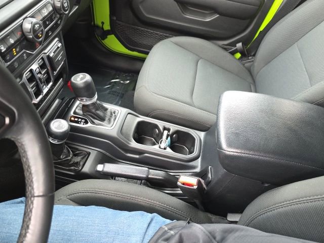 Used 2021 Jeep Wrangler Unlimited Sport image 30