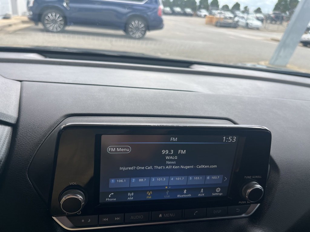 Used 2024 Nissan Sentra S image 14