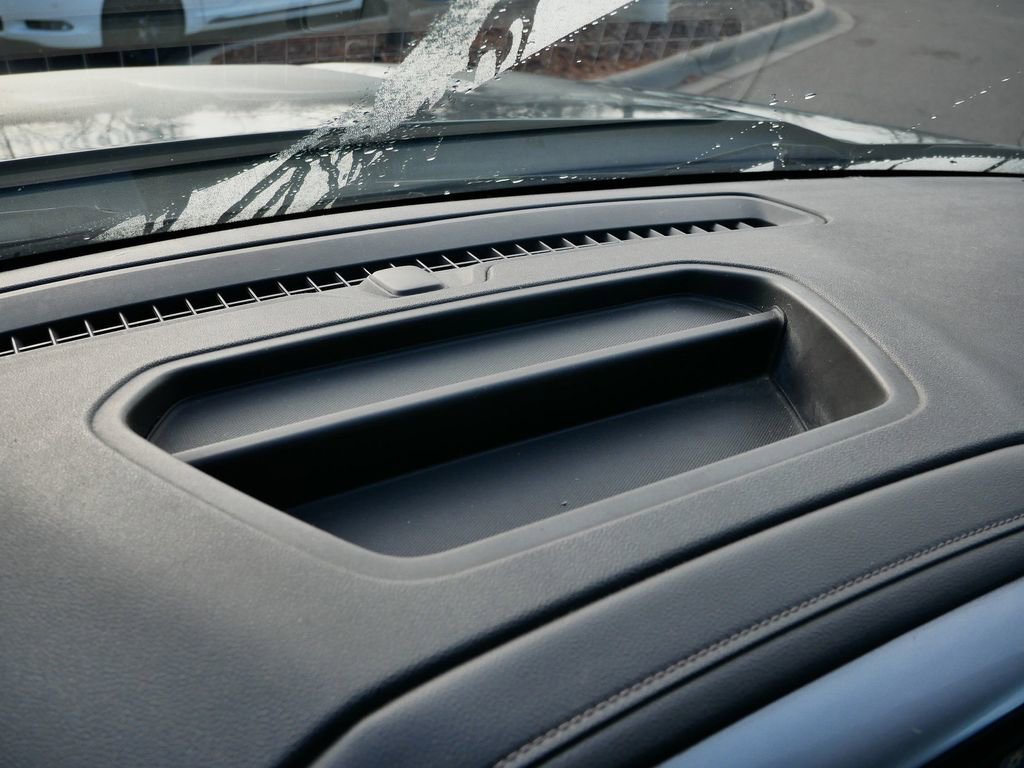 Used 2019 Chevrolet Silverado 1500 LT w/ All-Star Edition image 37