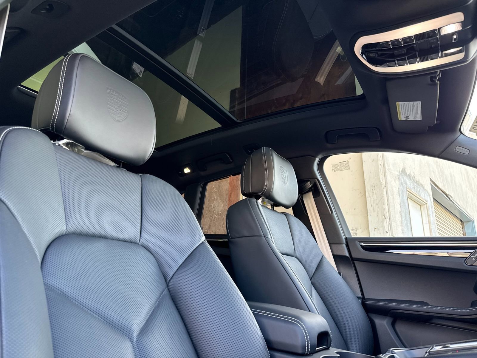 New 2026 Porsche Macan Turbo image 19