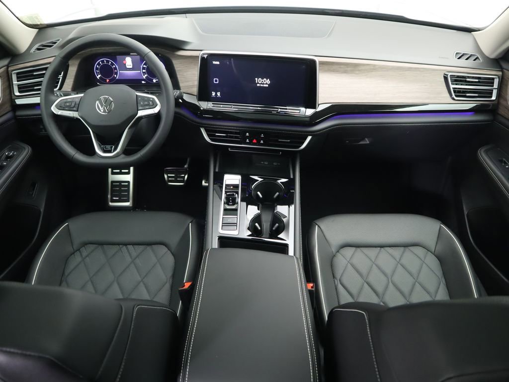 New 2026 Volkswagen Atlas SEL Premium R-Line image 13