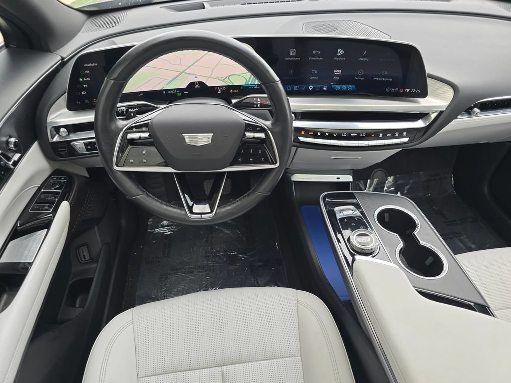 Certified 2025 Cadillac Lyriq Luxury w/ LPO, Floor Liner Package AWD/4WD image 28