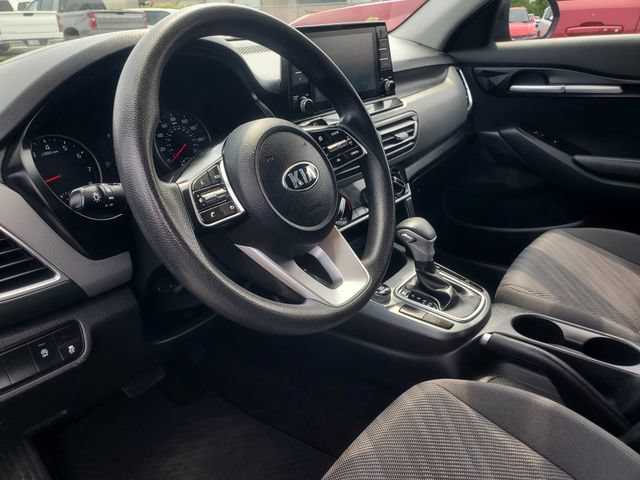 Used 2021 Kia Seltos LX AWD/4WD image 11