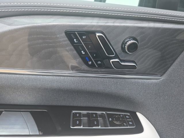 New 2026 Cadillac Escalade IQL Sport 1 w/ LPO, ONYX Package image 12