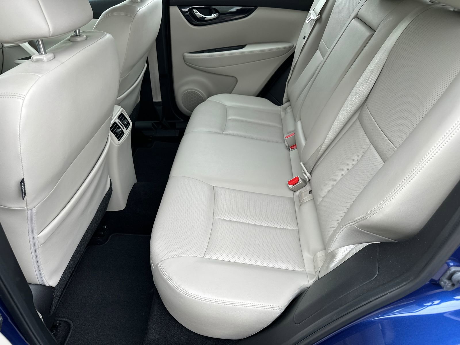 Certified 2019 Nissan Rogue Sport SL w/ Premium Package image 19