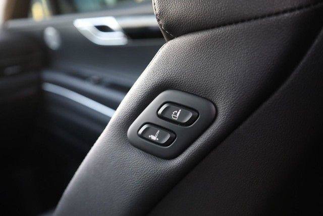Used 2025 Genesis GV80 2.5T Standard AWD/4WD image 23