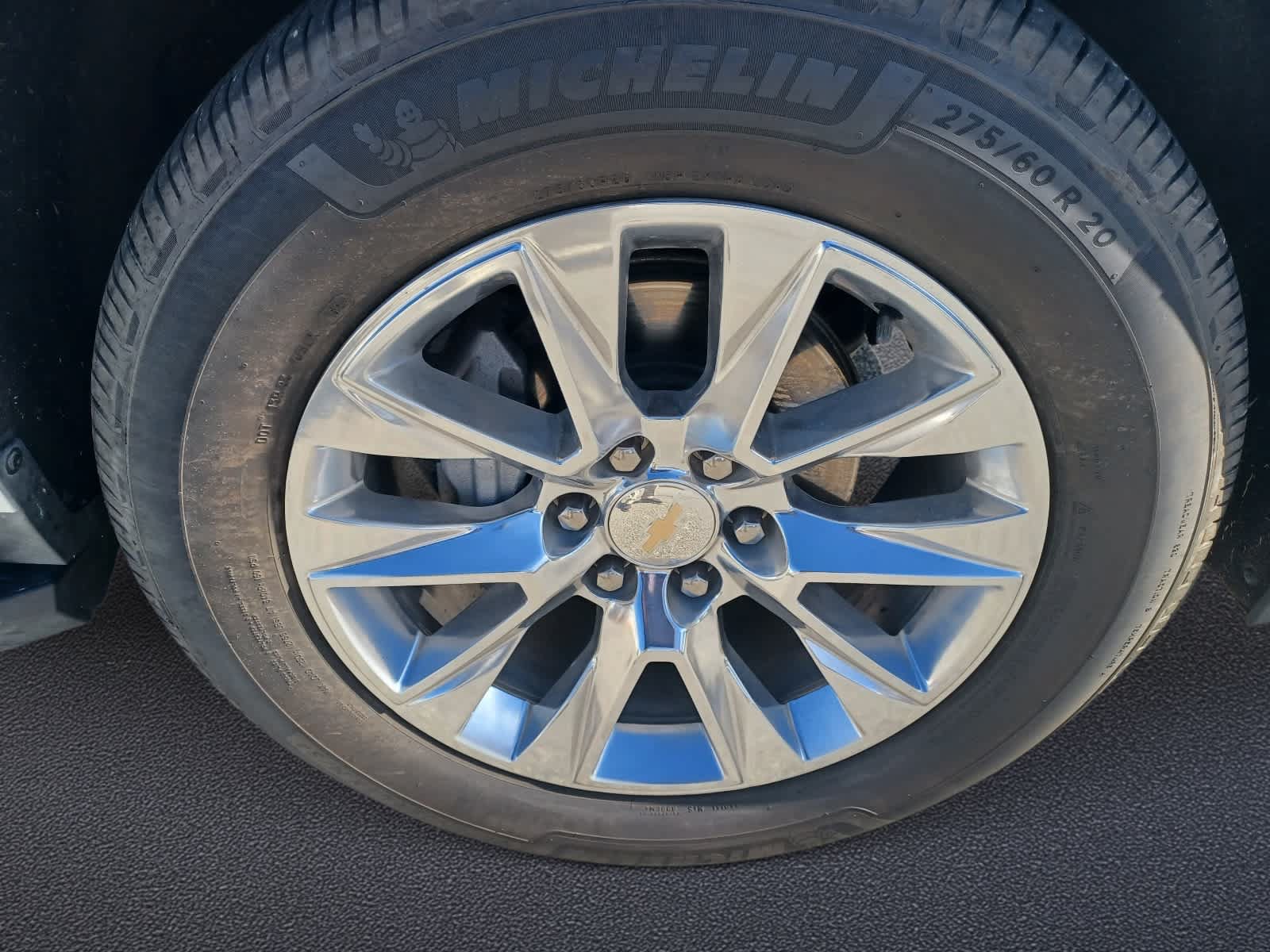 Used 2021 Chevrolet Tahoe Premier w/ Premium Package AWD/4WD image 33