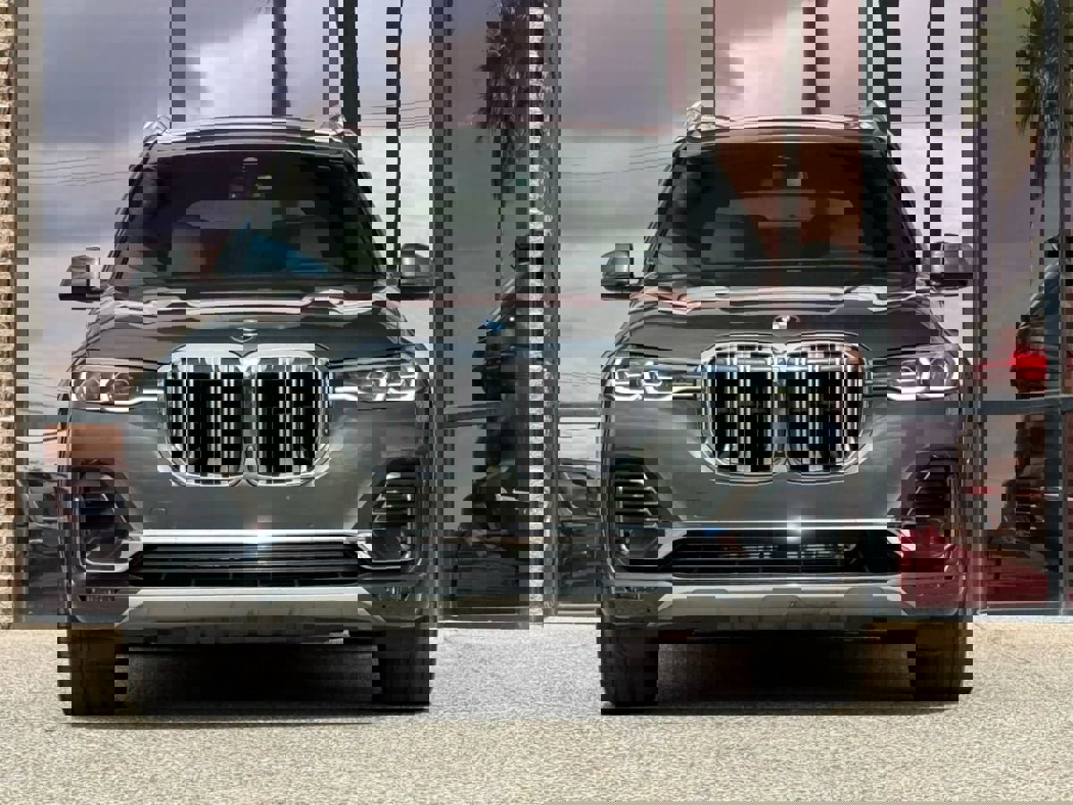 Used 2021 BMW X7 xDrive40i w/ Executive Package image 23