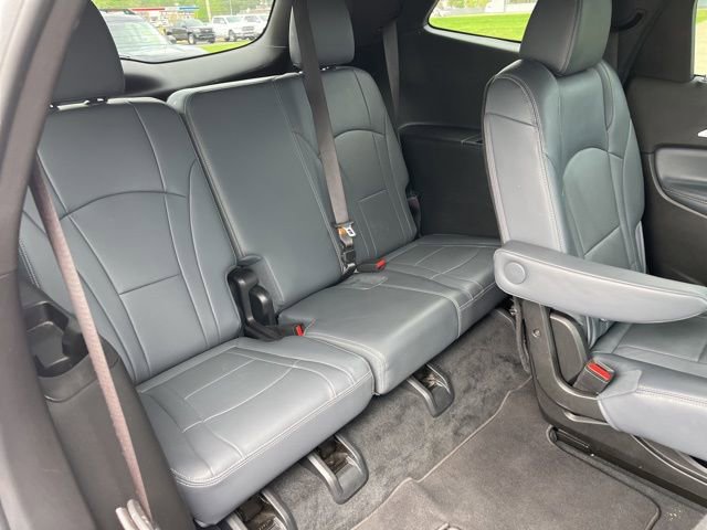 Used 2024 Buick Enclave Premium FWD image 18