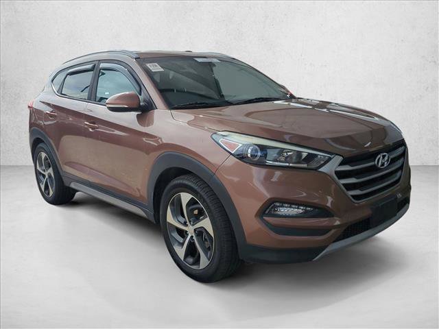 Used 2017 Hyundai Tucson Sport image 3
