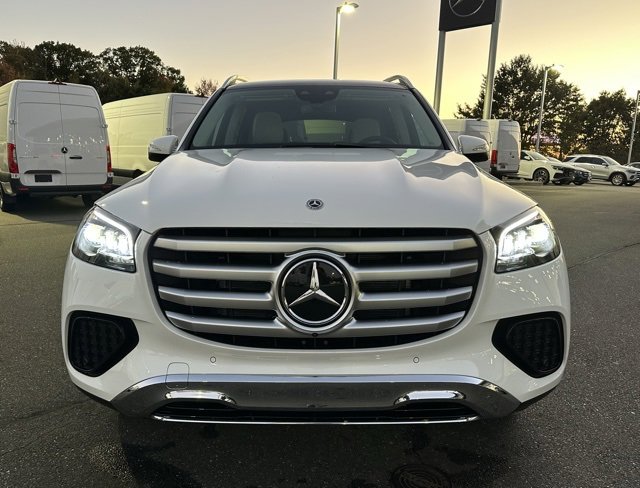 New 2026 Mercedes-Benz GLS 450 4MATIC image 2