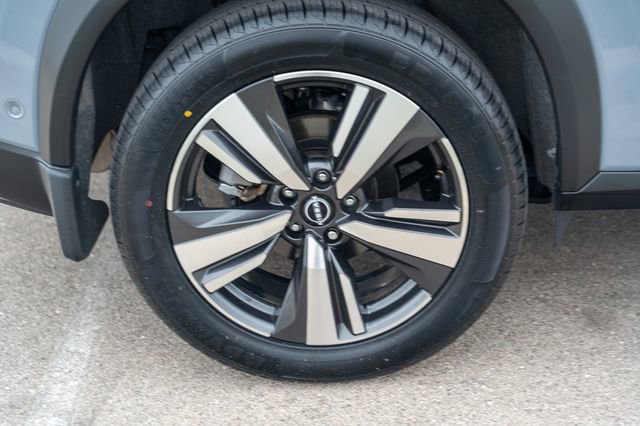 Used 2022 Nissan Rogue Platinum w/ Head-Up Display Package image 12