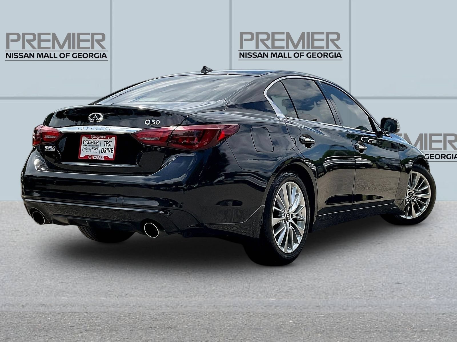 Used 2021 INFINITI Q50 Luxe w/ Cargo Package RWD image 7
