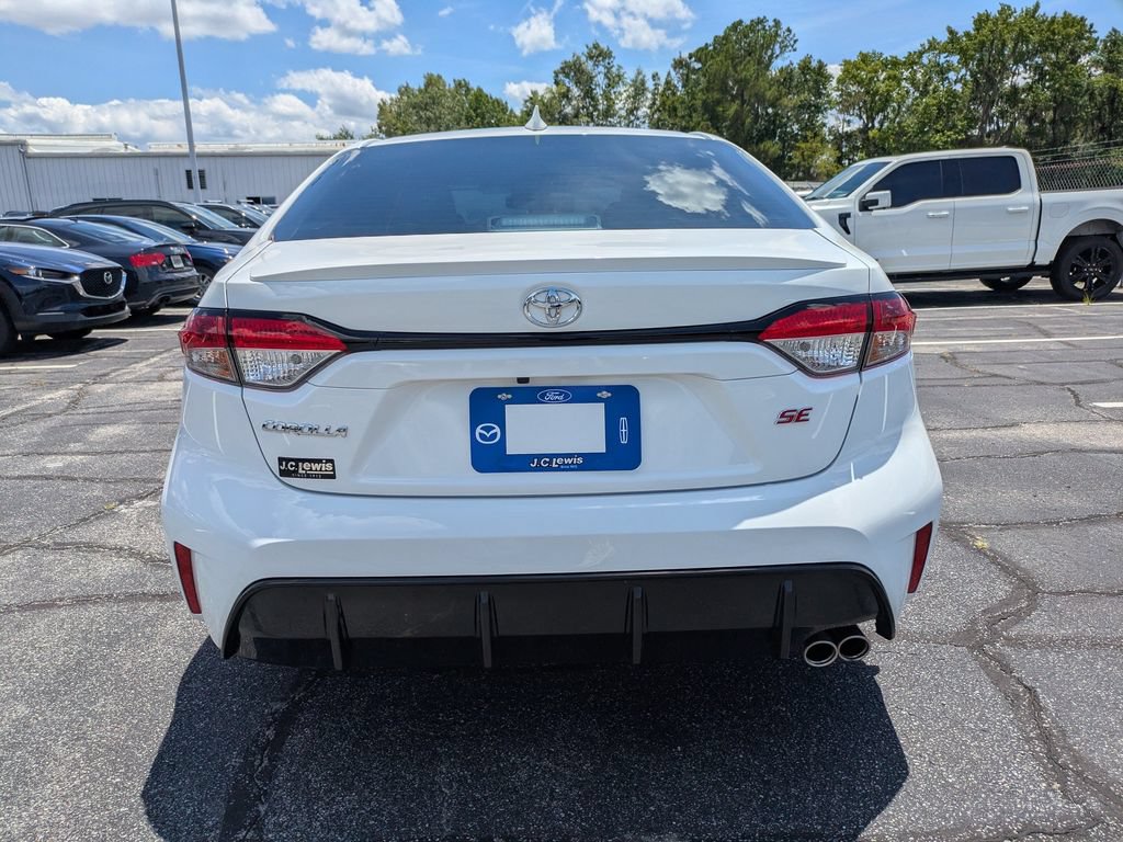 Used 2025 Toyota Corolla SE FWD image 5