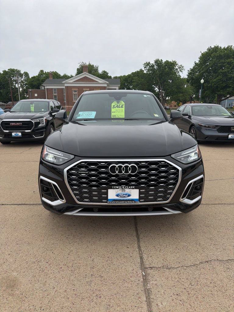 Used 2023 Audi Q5 2.0T Premium Plus w/ Premium Plus Package AWD/4WD image 3
