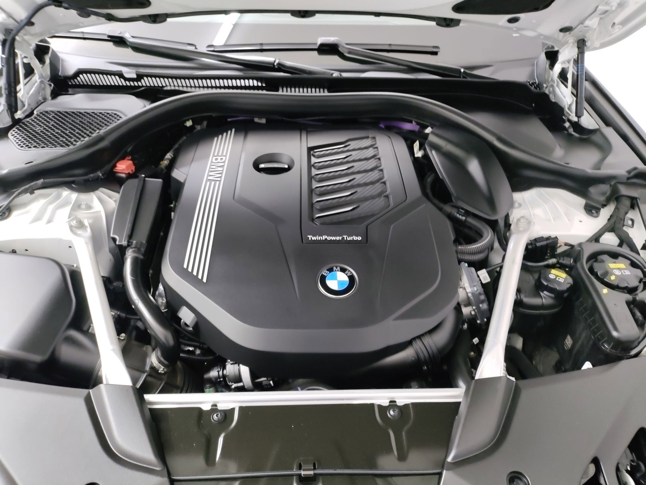 Certified 2023 BMW 540i w/ M Sport Package image 34