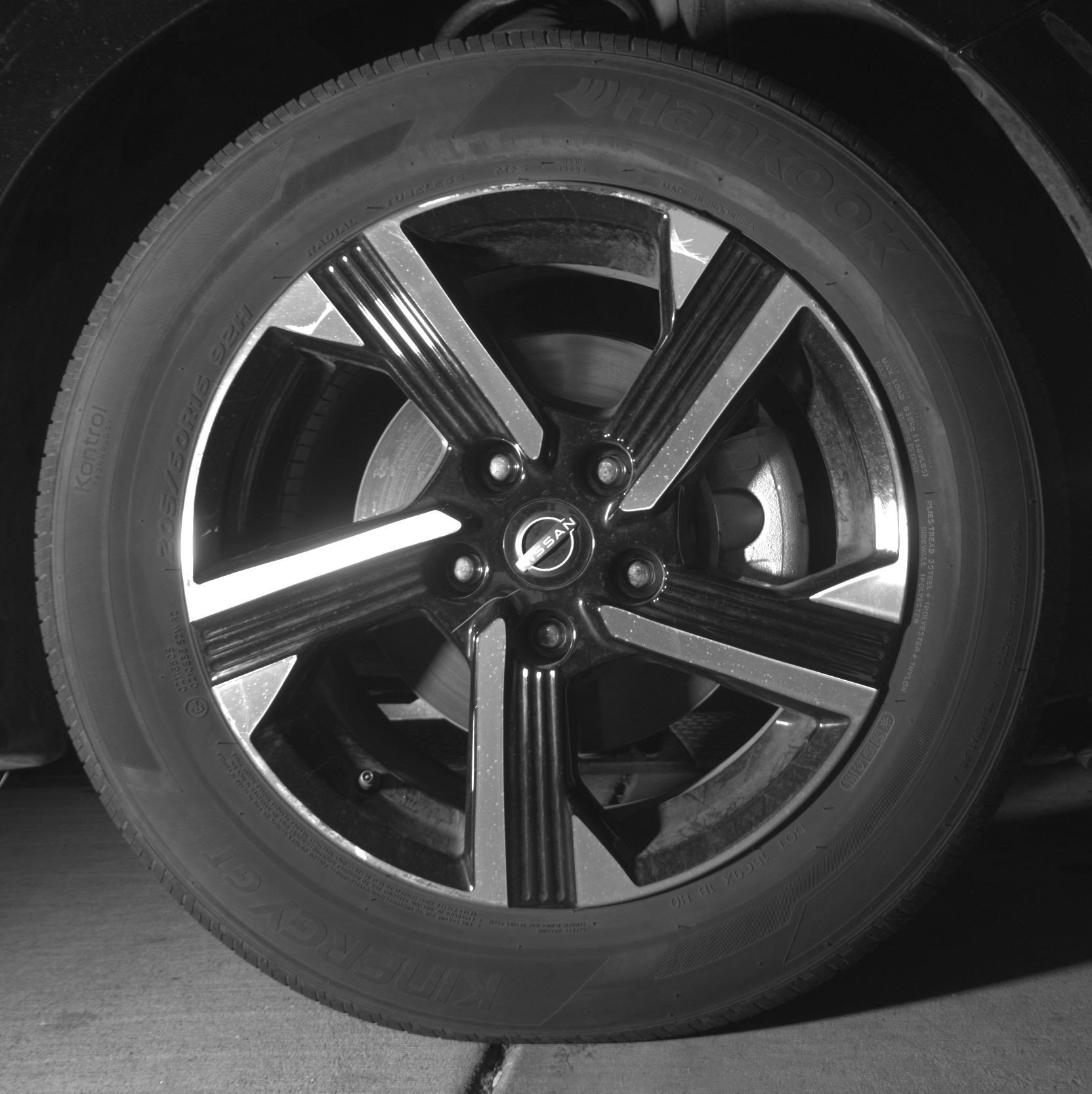 Used 2025 Nissan Sentra SV image 13