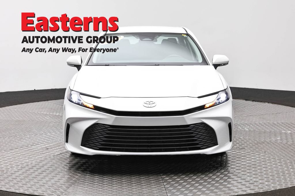 Used 2025 Toyota Camry LE FWD image 2
