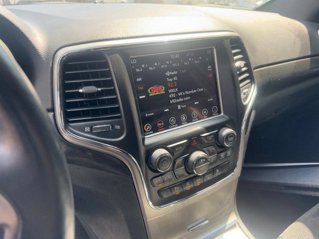 Used 2018 Jeep Grand Cherokee Altitude AWD/4WD image 12