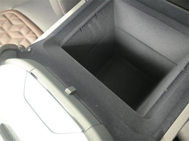 New 2026 Nissan Armada Platinum image 9