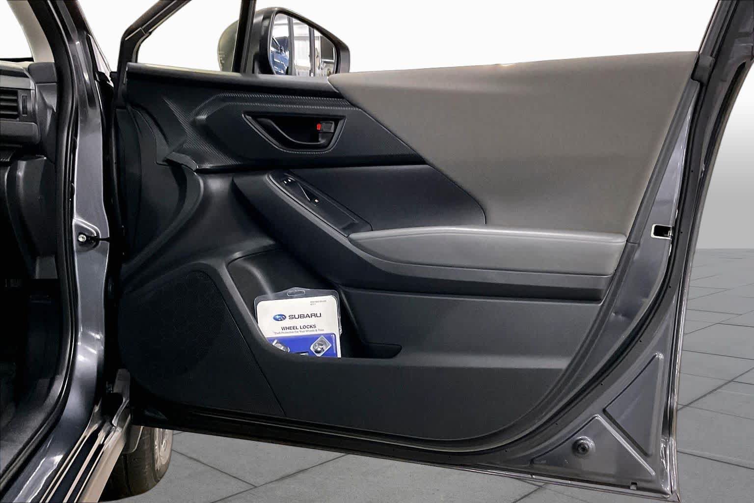 Used 2024 Subaru Crosstrek 2.0i AWD/4WD image 21