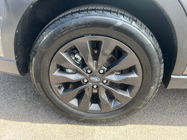 Used 2025 Subaru Outback Onyx Edition AWD/4WD image 36