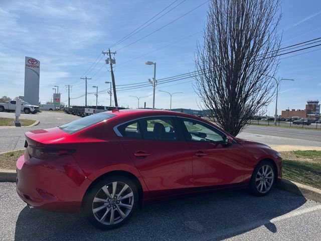 Used 2019 MAZDA MAZDA3 Sedan w/ Preferred Package image 5