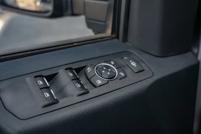 Used 2022 Ford F250 Lariat w/ Chrome Package AWD/4WD image 24