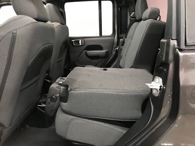 New 2025 Jeep Gladiator Willys image 28