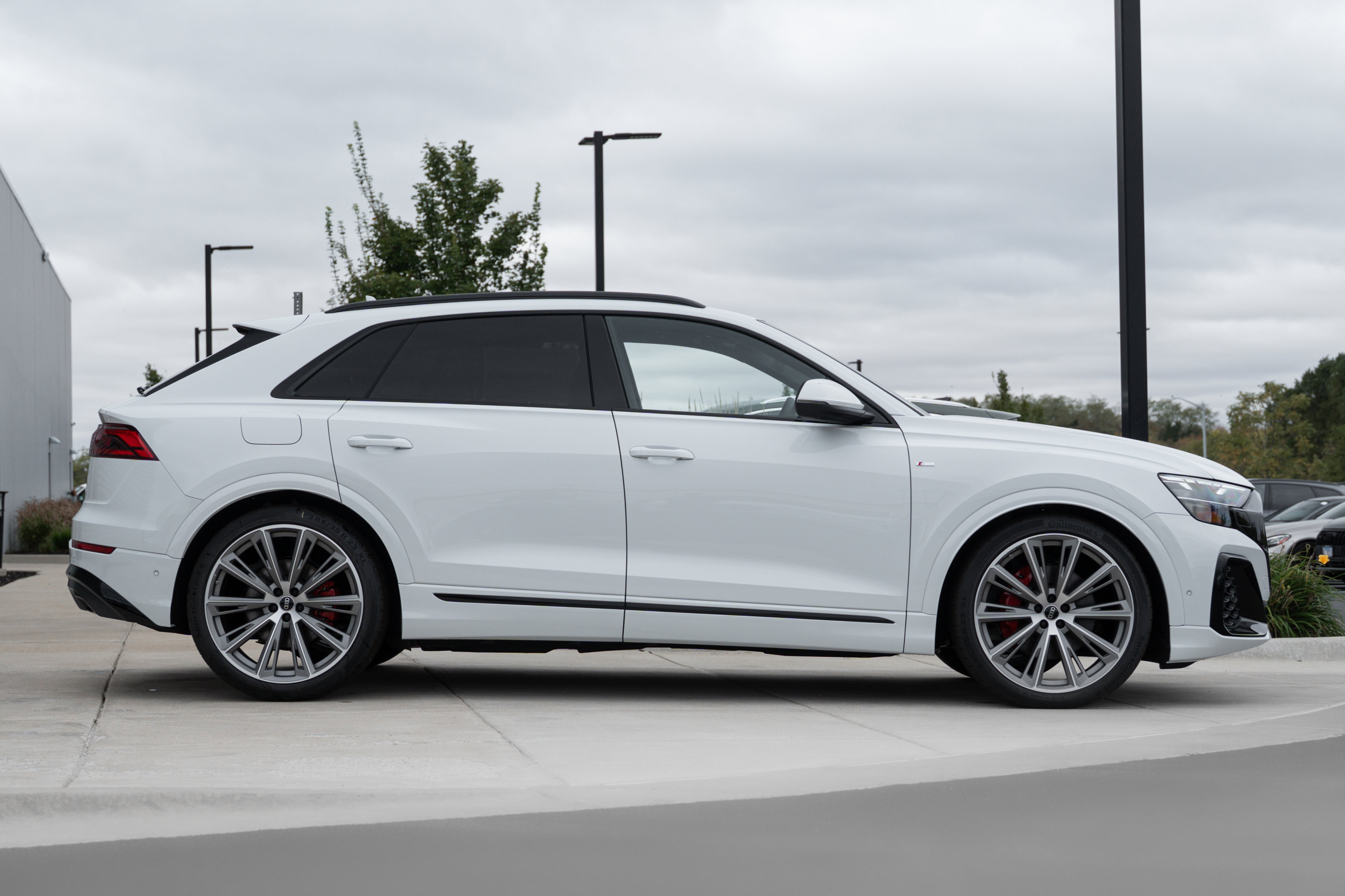 New 2026 Audi Q8 Prestige image 3