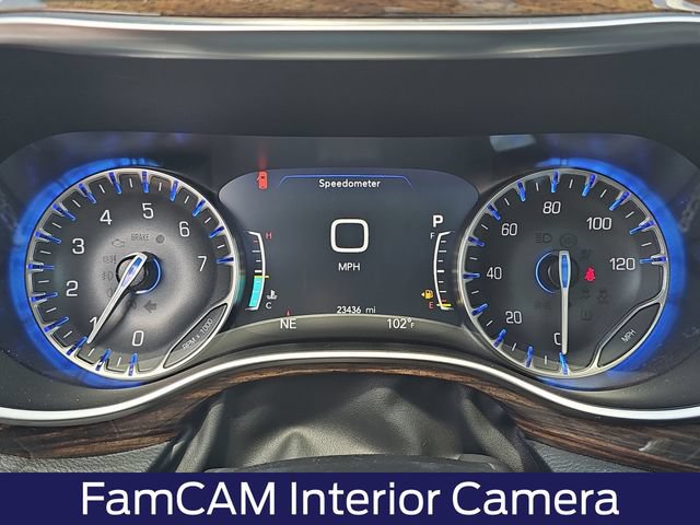 Used 2023 Chrysler Pacifica Limited w/ Uconnect Theater Family Group AWD/4WD image 23