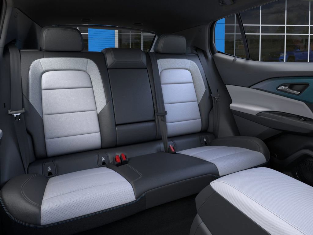 New 2026 Chevrolet Equinox EV LT AWD/4WD image 17