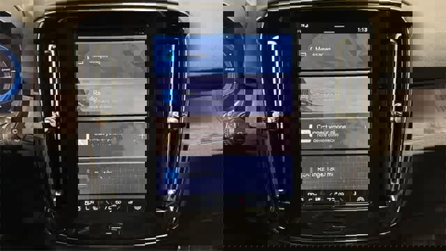 Used 2023 Volvo XC40 Recharge Ultimate w/ Protection Package Premier image 42