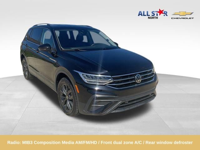 Used 2024 Volkswagen Tiguan SE image 1
