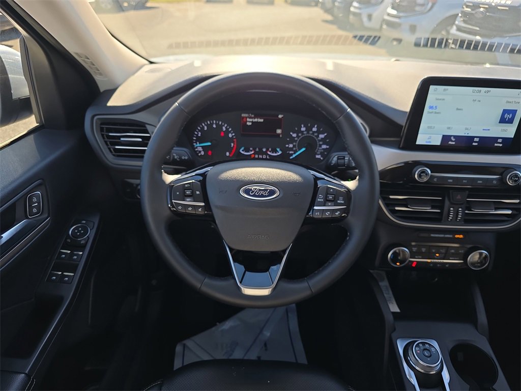 Used 2022 Ford Escape SEL image 15