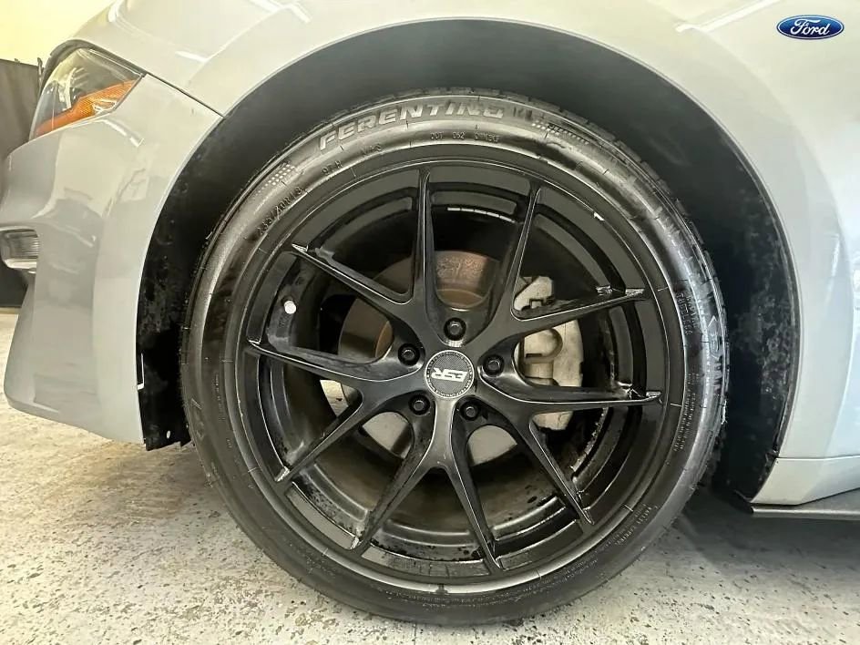 Used 2022 Ford Mustang Premium RWD image 21