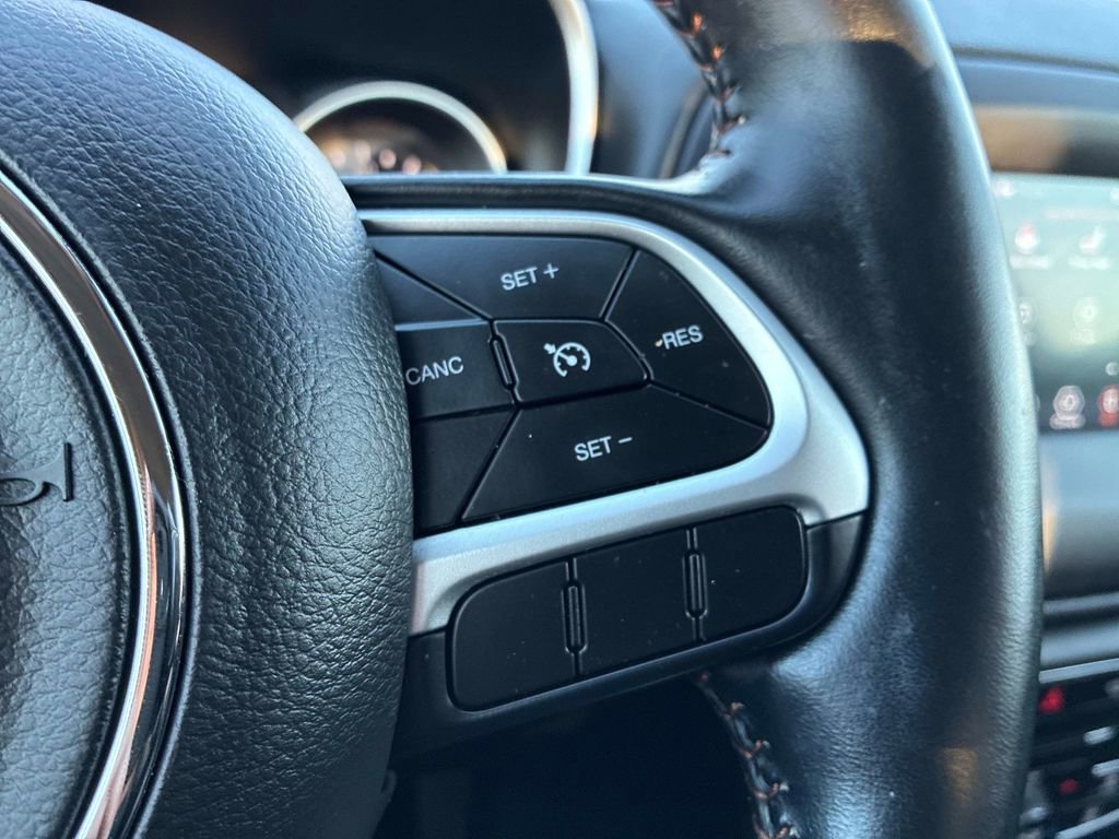 Certified 2021 Jeep Compass Latitude w/ Convenience Group image 24