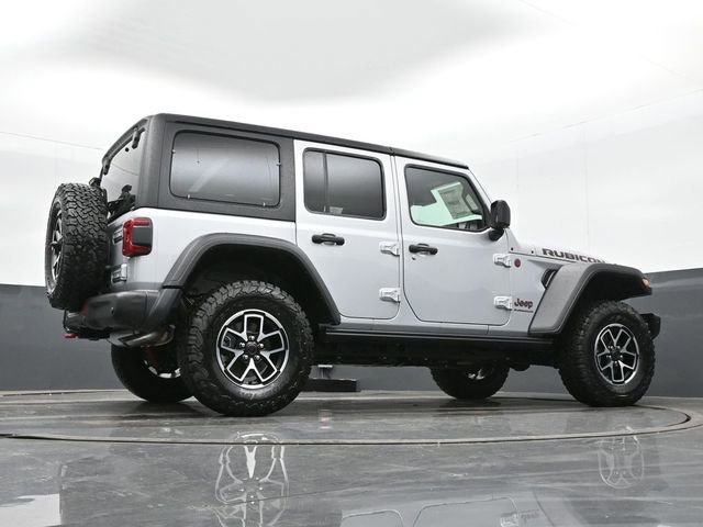 Used 2024 Jeep Wrangler Unlimited Rubicon w/ Capability Package image 39