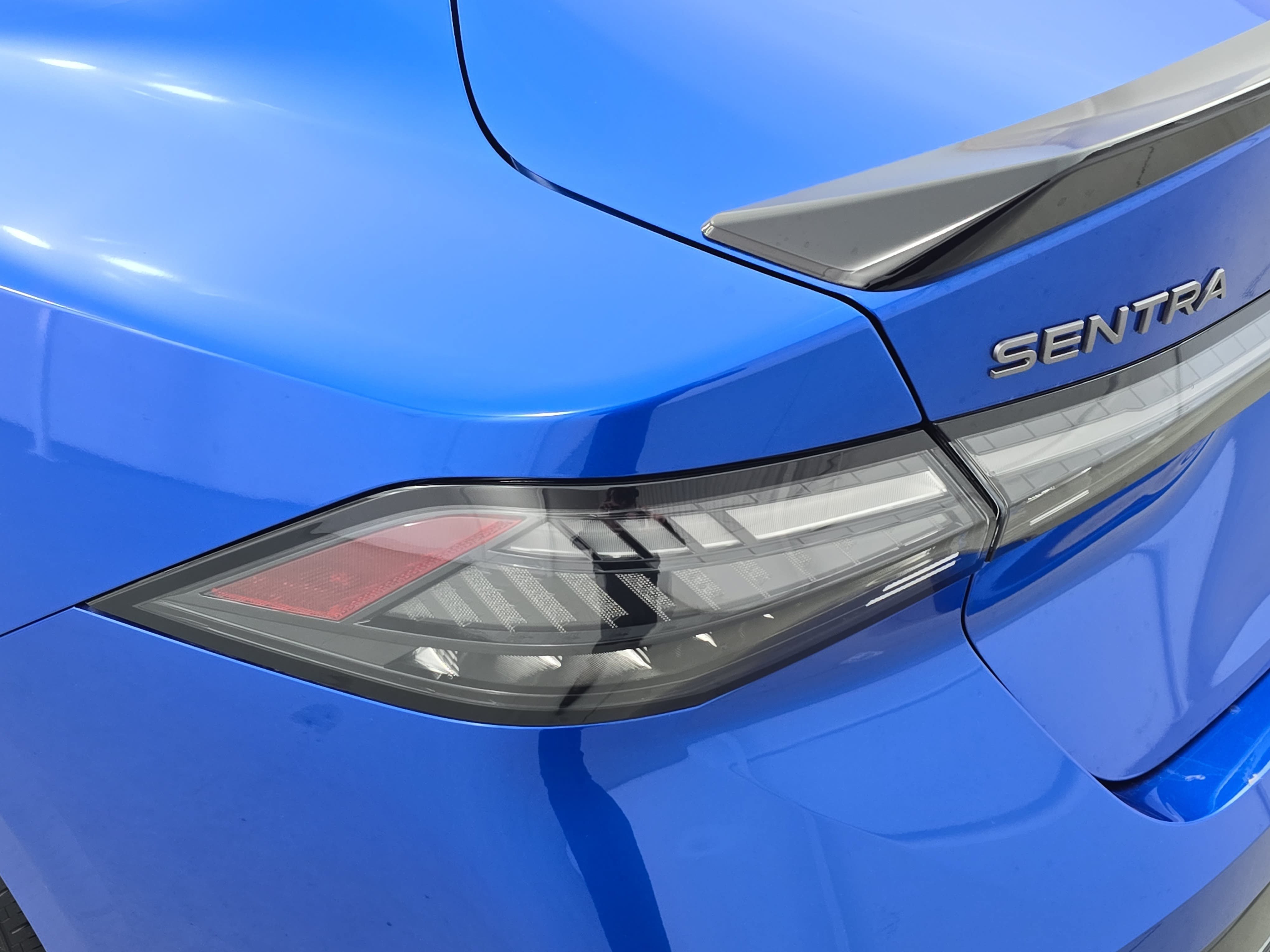 New 2026 Nissan Sentra SR w/ SR Premium Package FWD image 31