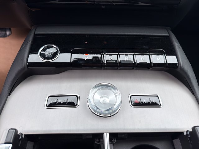 New 2026 Lincoln Navigator Reserve w/ Jet Appearance Package AWD/4WD image 32